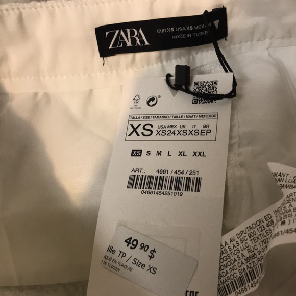 Sara Short - Picture 3 of 6